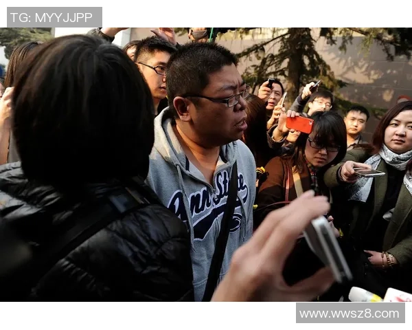 足球明星胡鑫宇的传奇之路与未来展望揭秘