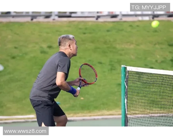 南京网球队勇夺全国网球状态排行榜第二名展现强劲实力