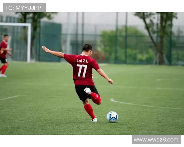 河源足球明星有哪些值得关注的球员及其精彩瞬间图片分享